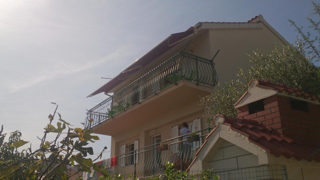 Apartments Toni Trogir Habitación foto